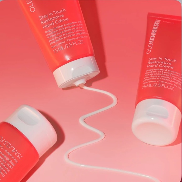 NEW OLE HENRIKSEN Stay in Touch Restorative Hand Crème - Picture 2 of 6